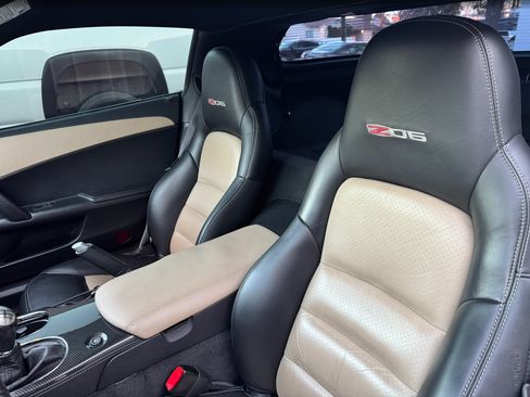 Used 2010 Chevrolet Corvette Z06 w/ Preferred Equipment Group image 13