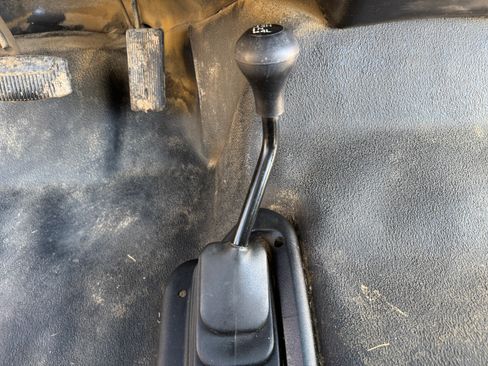 Used 2003 Ford F550 4x4 Crew Cab Super Duty image 15