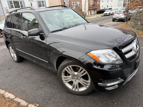 Used 2013 Mercedes-Benz GLK 350 4MATIC image 1