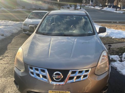 Used 2011 Nissan Rogue S image 9