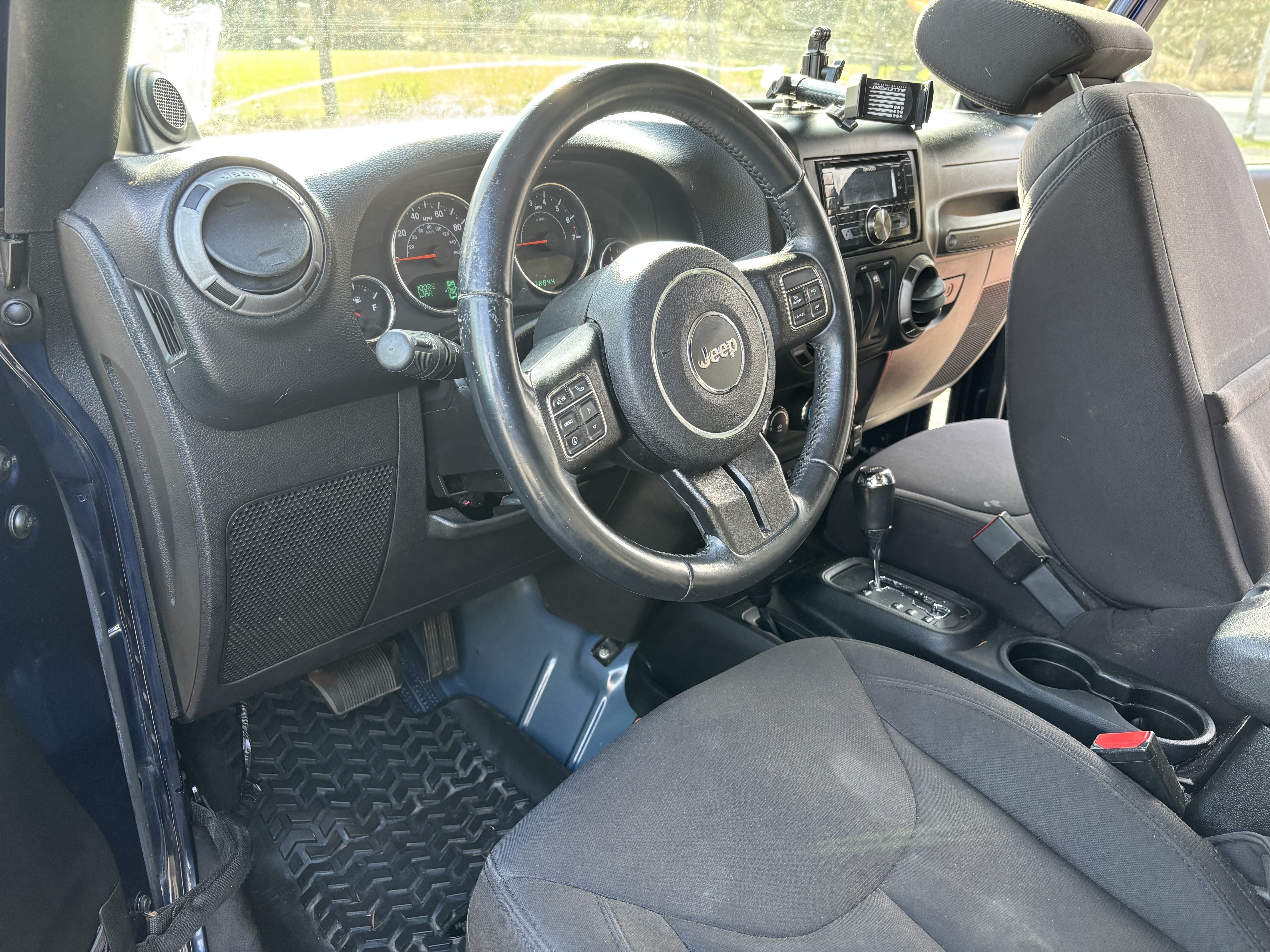 Used 2013 Jeep Wrangler Sport AWD/4WD image 23