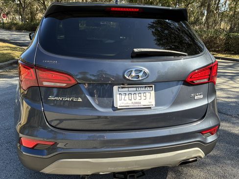 Used 2018 Hyundai Santa Fe Sport image 6