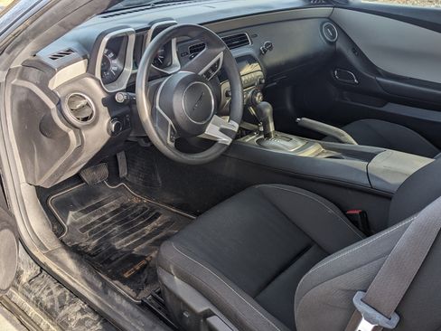 Used 2011 Chevrolet Camaro LS w/ Bluetooth Package image 10