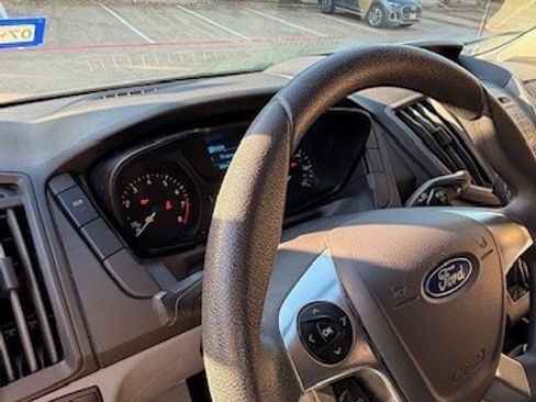 Used 2019 Ford Transit 350 XLT image 15