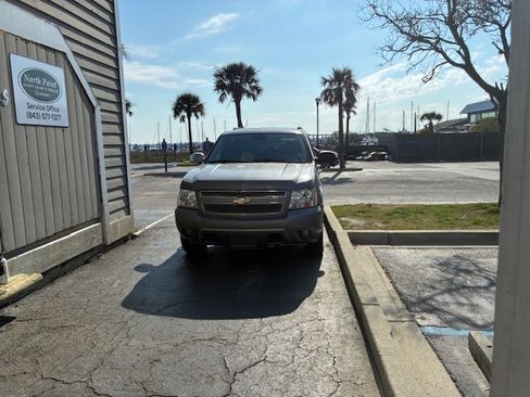 Used 2008 Chevrolet Tahoe LS w/ Skid Plate Package image 3