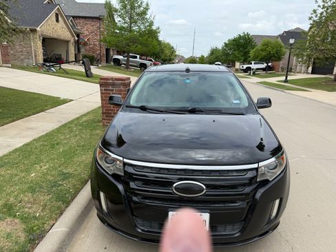 Used 2013 Ford Edge Sport w/ Driver Entry Pkg image 2