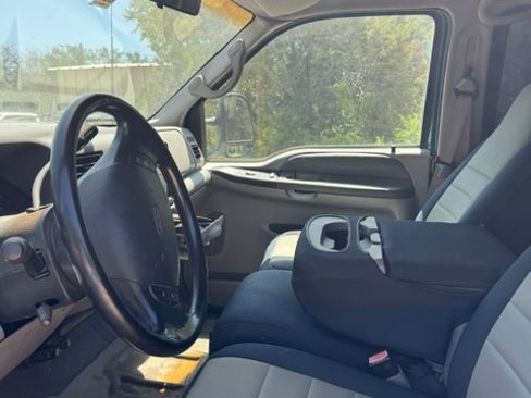 Used 2001 Ford F350 4x4 Crew Cab Super Duty image 10