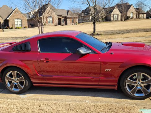 Used 2008 Ford Mustang GT Premium image 4