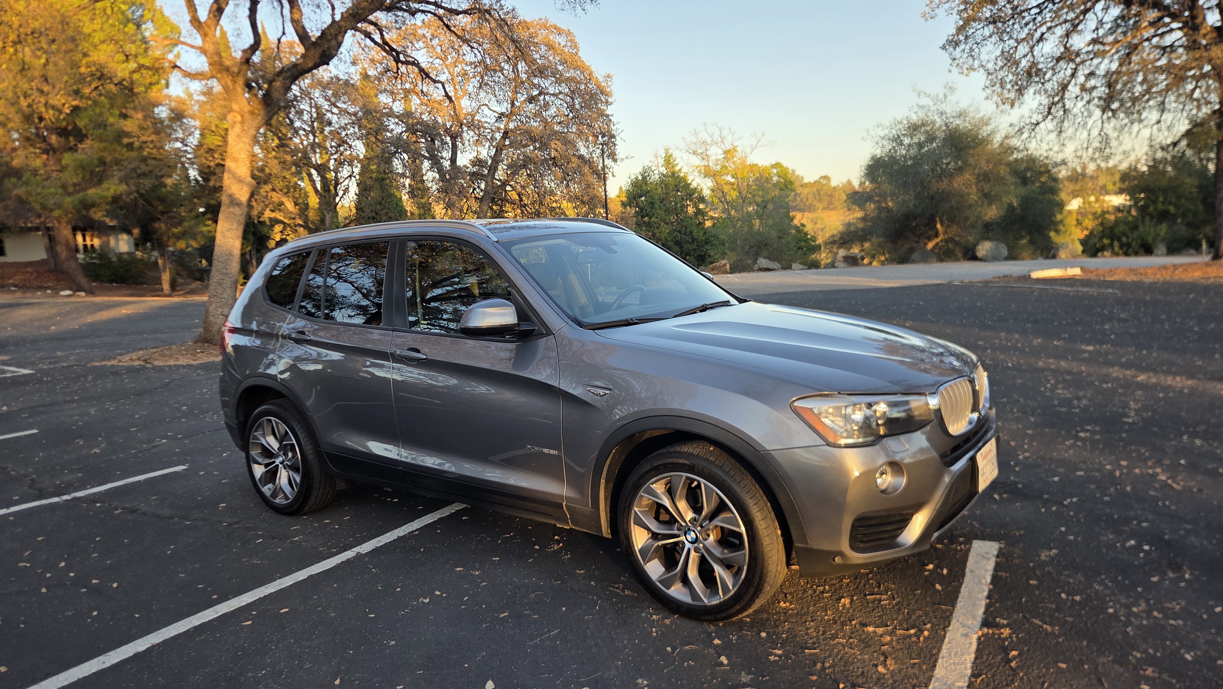 Used 2016 BMW X3 xDrive28i AWD/4WD image 8
