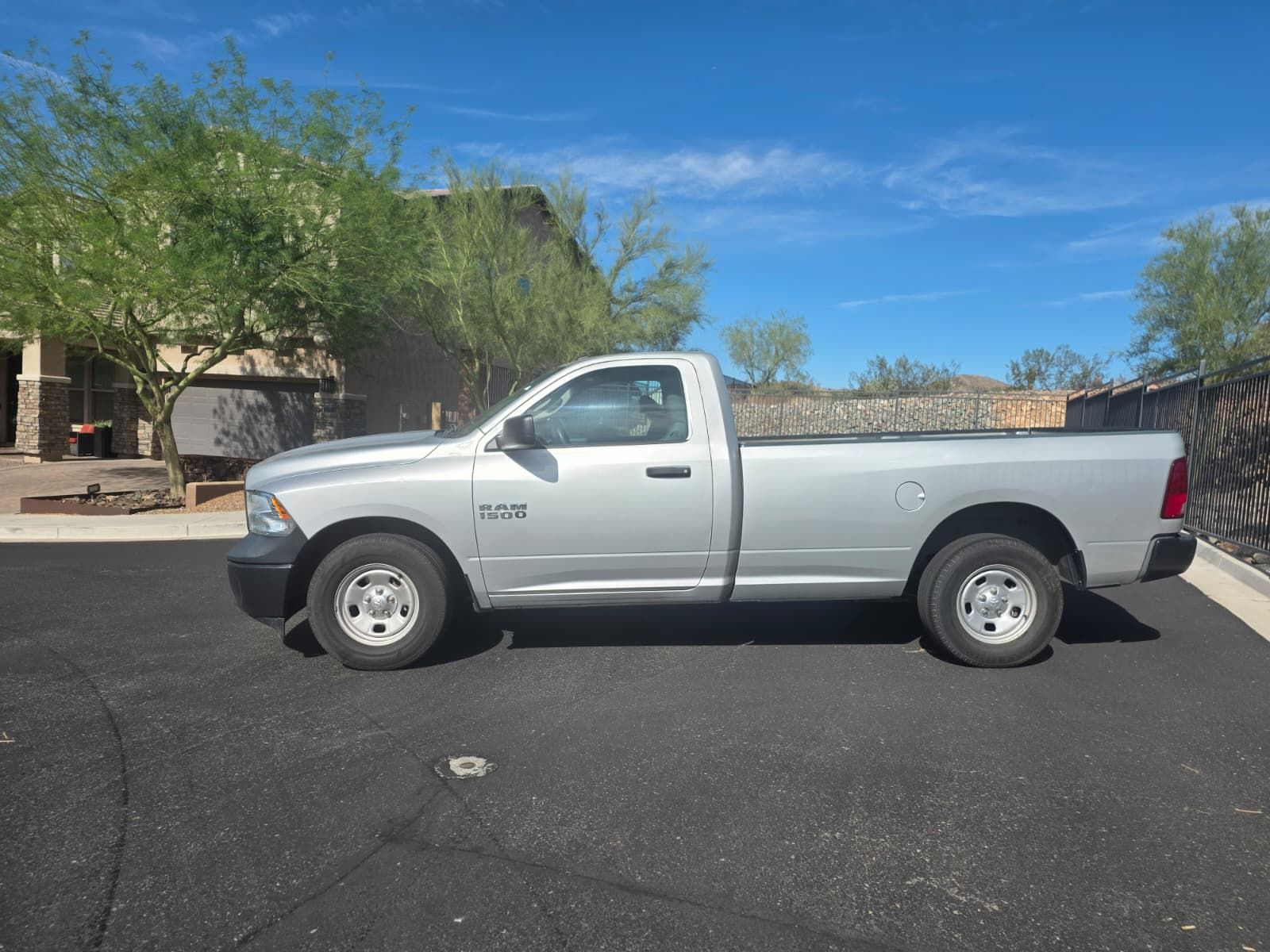 Used 2018 RAM 1500 Express RWD image 8