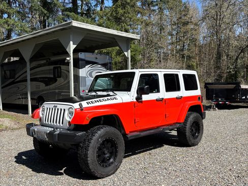 Used 2012 Jeep Wrangler Unlimited Sahara w/ Dual Top Group image 1
