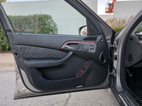 Used 2003 Mercedes-Benz S 55 AMG image 16