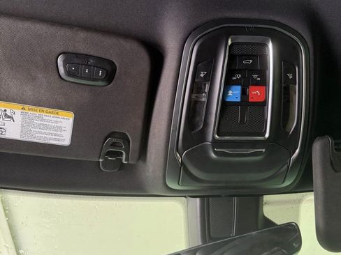 Used 2023 Jeep Wagoneer L 2WD image 17