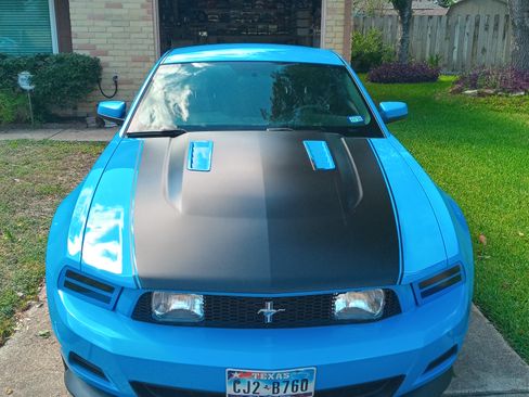 Used 2011 Ford Mustang Coupe image 22