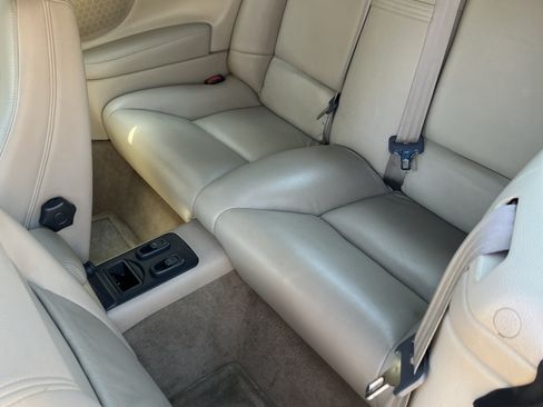 Used 2004 Volvo C70 LT image 16