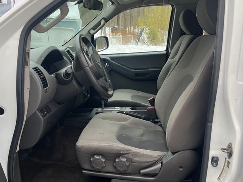 Used 2014 Nissan Xterra S w/ Value Package image 12