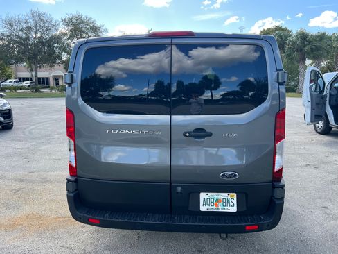 Used 2021 Ford Transit 350 XLT image 8