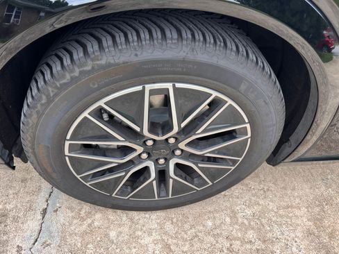Used 2024 Ford Mustang Mach-E Premium RWD image 19
