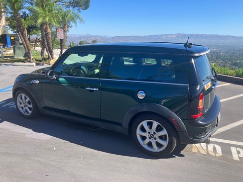 Used 2010 MINI Cooper Clubman S FWD image 2