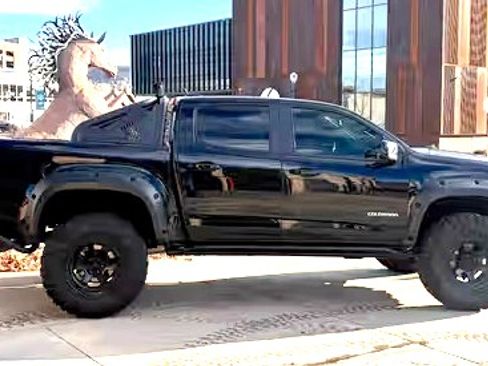 Used 2020 Chevrolet Colorado ZR2 w/ Colorado ZR2 Bison Edition AWD/4WD image 1