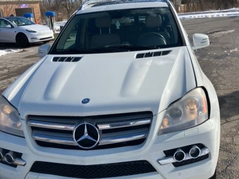 Used 2011 Mercedes-Benz GL 450 4MATIC image 12