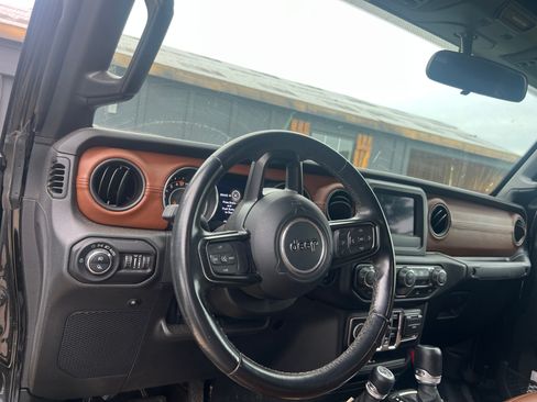 Used 2020 Jeep Gladiator Sport w/ Quick Order Package 24S AWD/4WD image 11