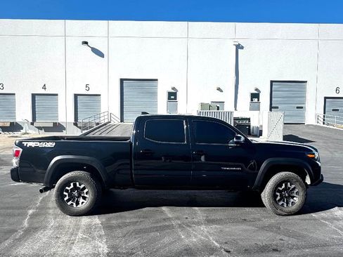 Used 2020 Toyota Tacoma TRD Off-Road w/ TRD Premium Off Road Package image 1