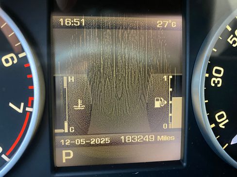 Used 2010 Land Rover LR4 HSE LUX image 11