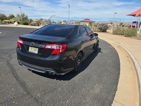 Used 2013 Toyota Camry SE image 29
