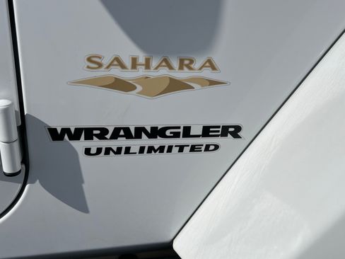 Used 2013 Jeep Wrangler Unlimited Sahara w/ Connectivity Group image 11