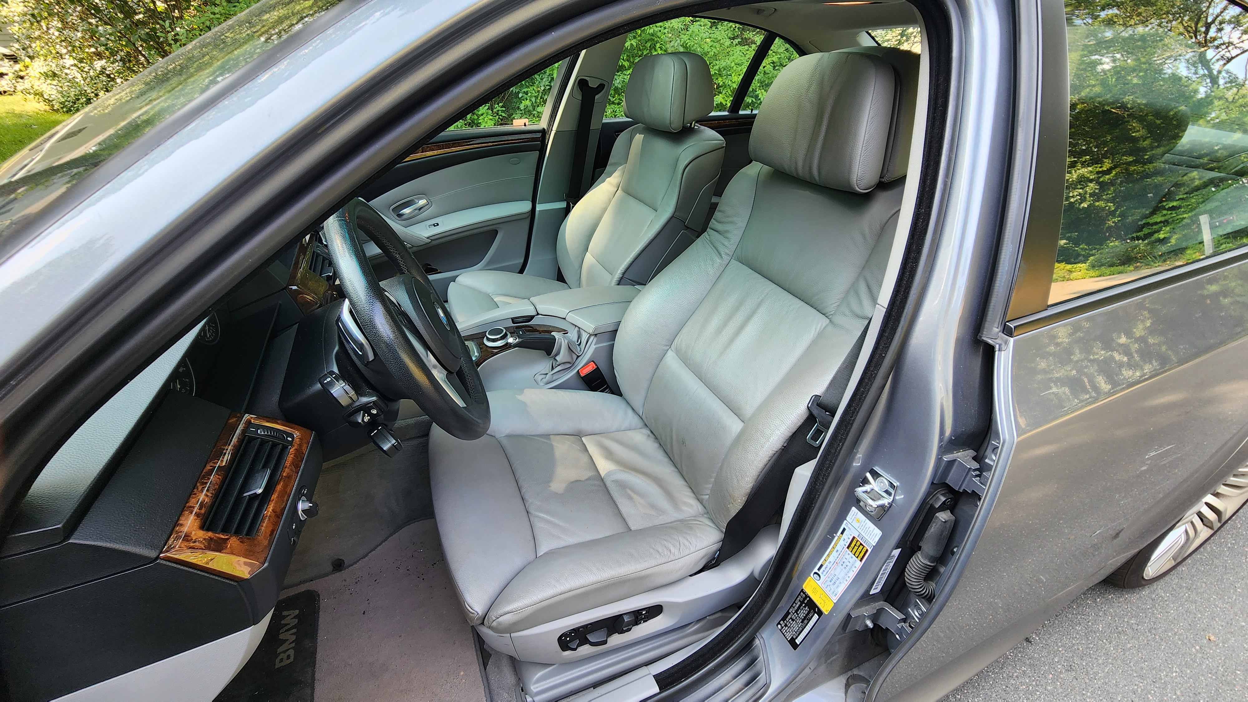 Used 2008 BMW 550i Sedan RWD image 8
