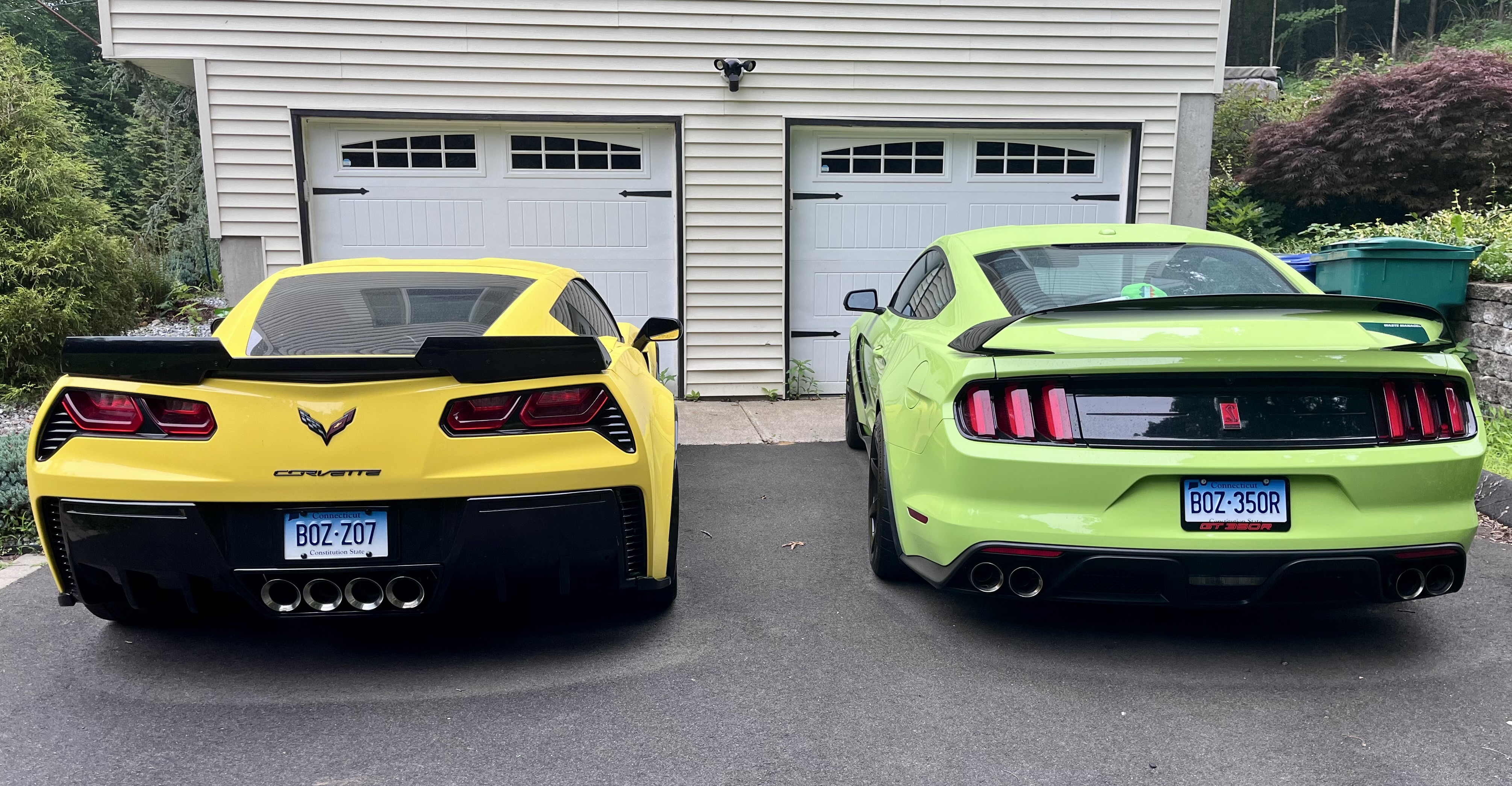 Used 2020 Ford Mustang Shelby GT350R w/ GT350R Equipment Group 920A RWD image 24