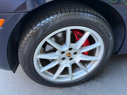 Used 2018 Porsche Macan GTS AWD/4WD image 5