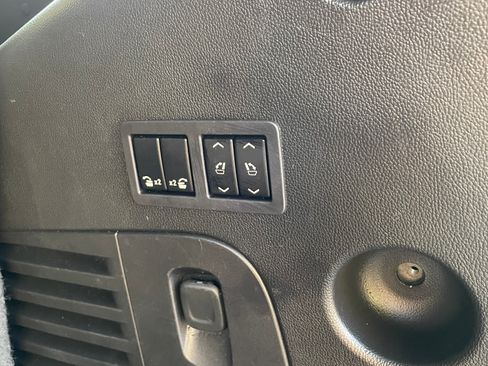 Used 2018 Chevrolet Tahoe Premier image 6