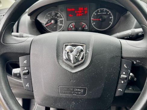 Used 2020 RAM ProMaster 2500 w/ Interior Convenience Group image 13