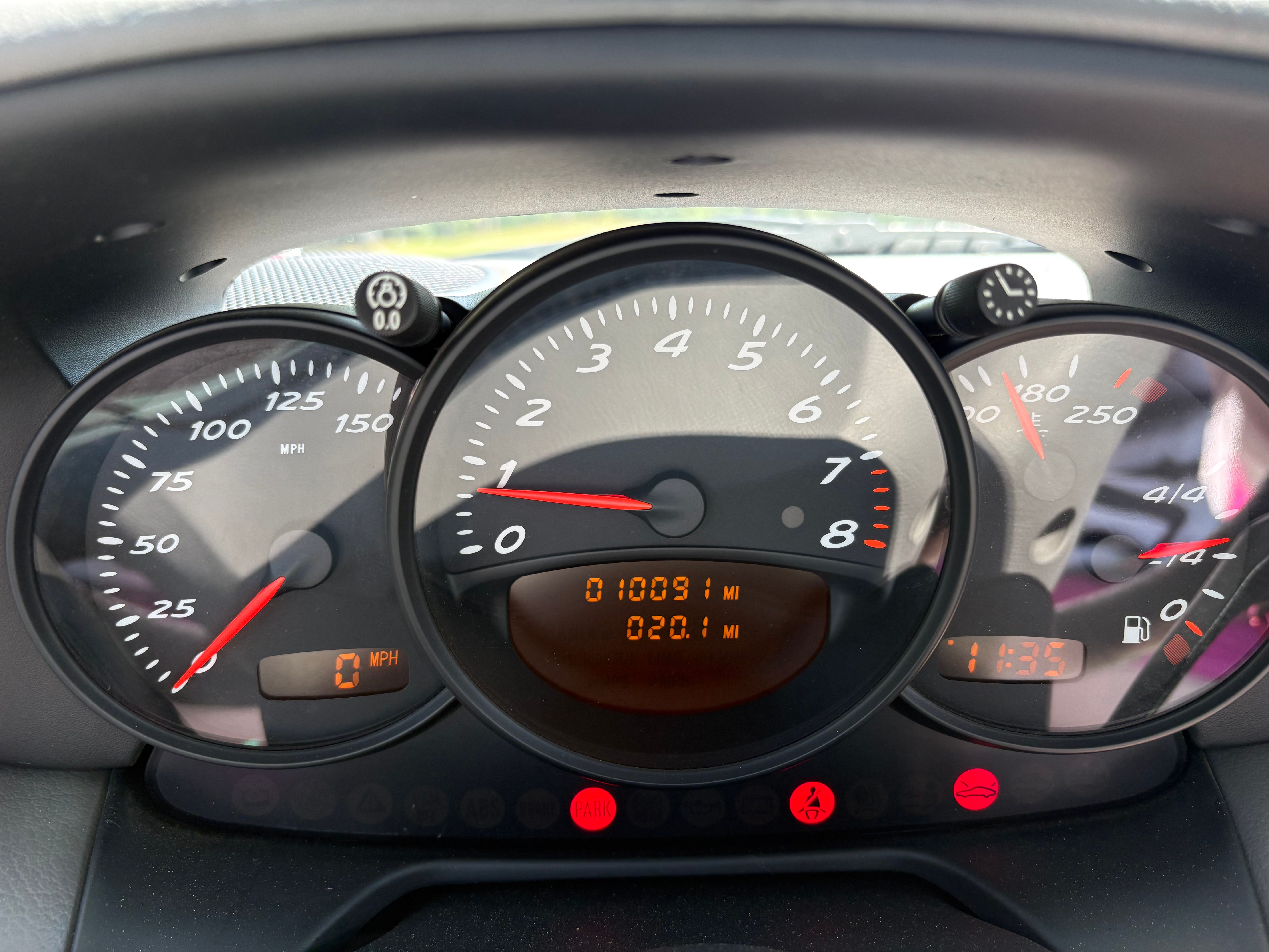 Used 2003 Porsche Boxster RWD image 2