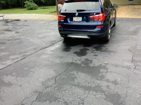 Used 2017 BMW X3 sDrive28i RWD image 4