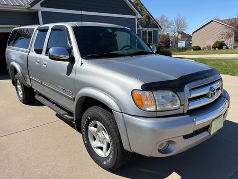 Used 2003 Toyota Tundra SR5 image 1