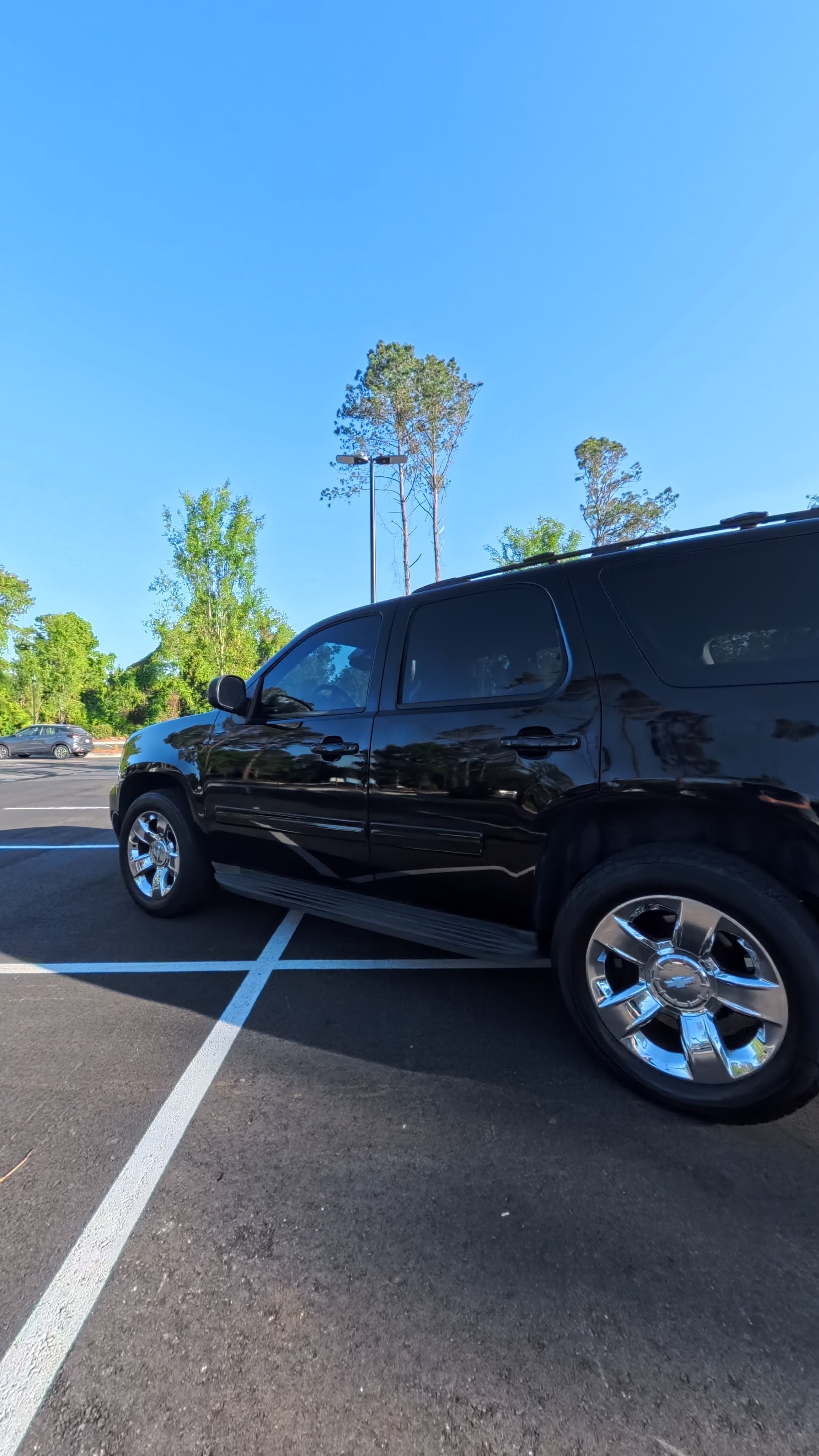 Used 2010 Chevrolet Tahoe LT RWD image 6