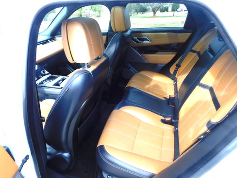 Used 2019 Land Rover Range Rover Velar R-Dynamic HSE image 10