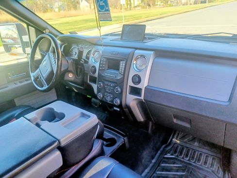 Used 2013 Ford F150 XLT w/ XTR Pkg image 14