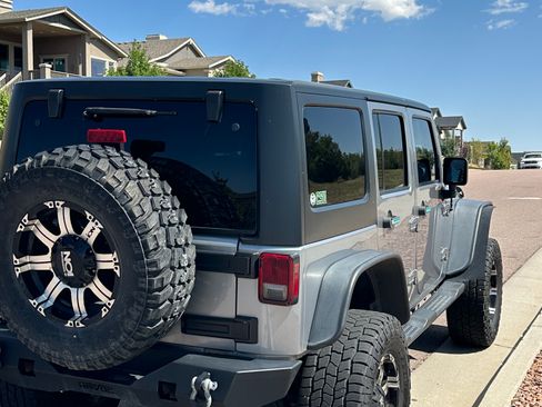 Used 2014 Jeep Wrangler Unlimited Sahara w/ Dual Top Group image 5