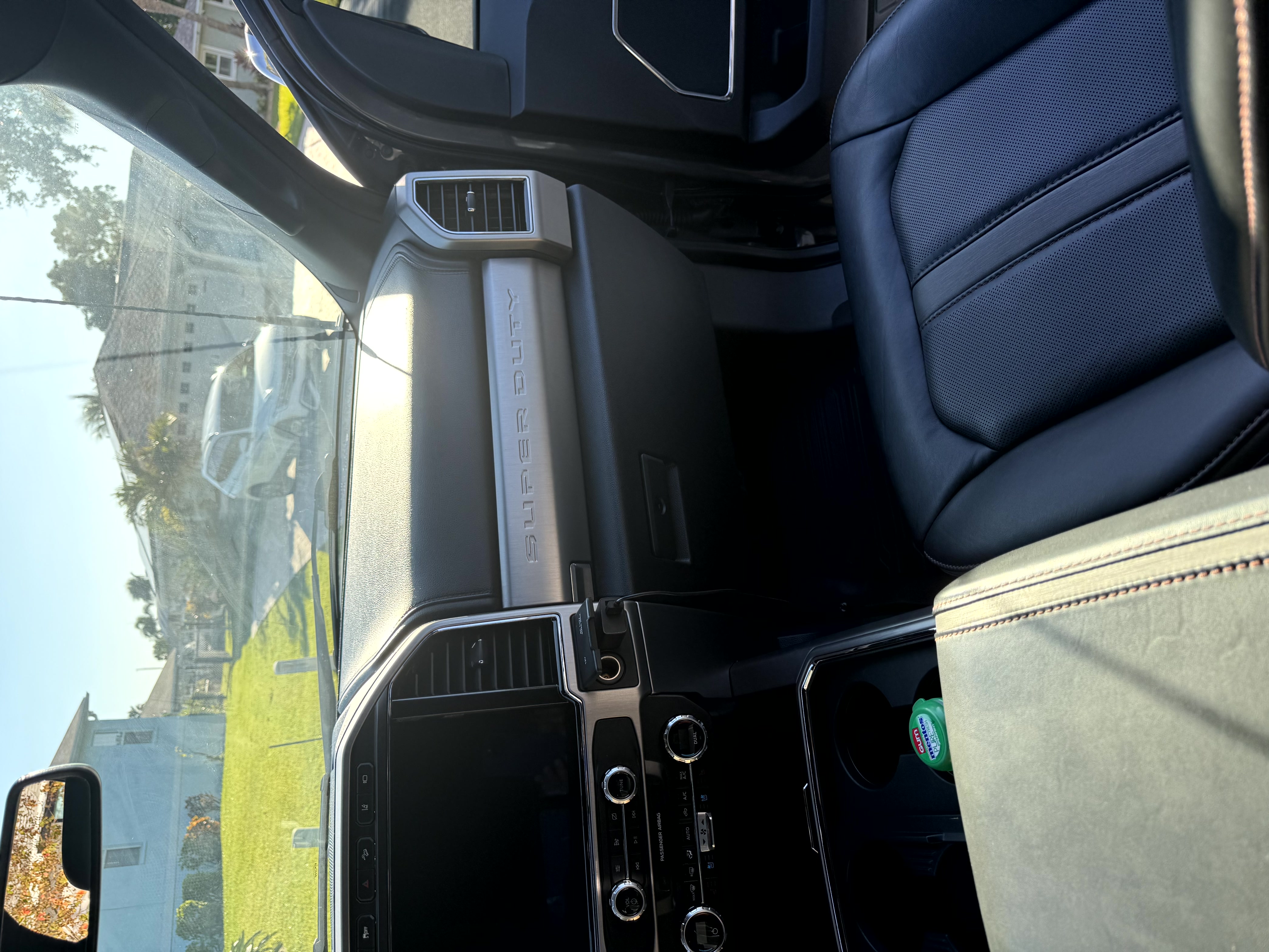 Used 2022 Ford F250 Platinum AWD/4WD image 26