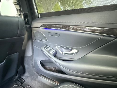 Used 2017 Mercedes-Benz S 550e image 19
