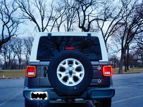 Used 2021 Jeep Wrangler Unlimited Sport image 5