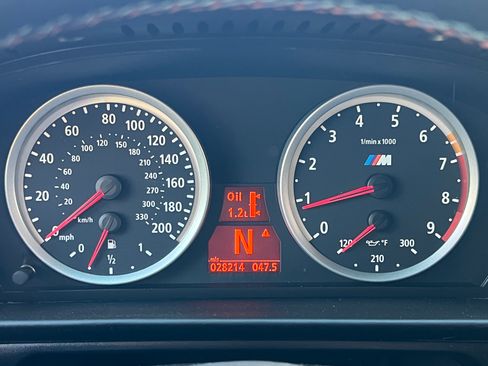 Used 2006 BMW M5 RWD image 16