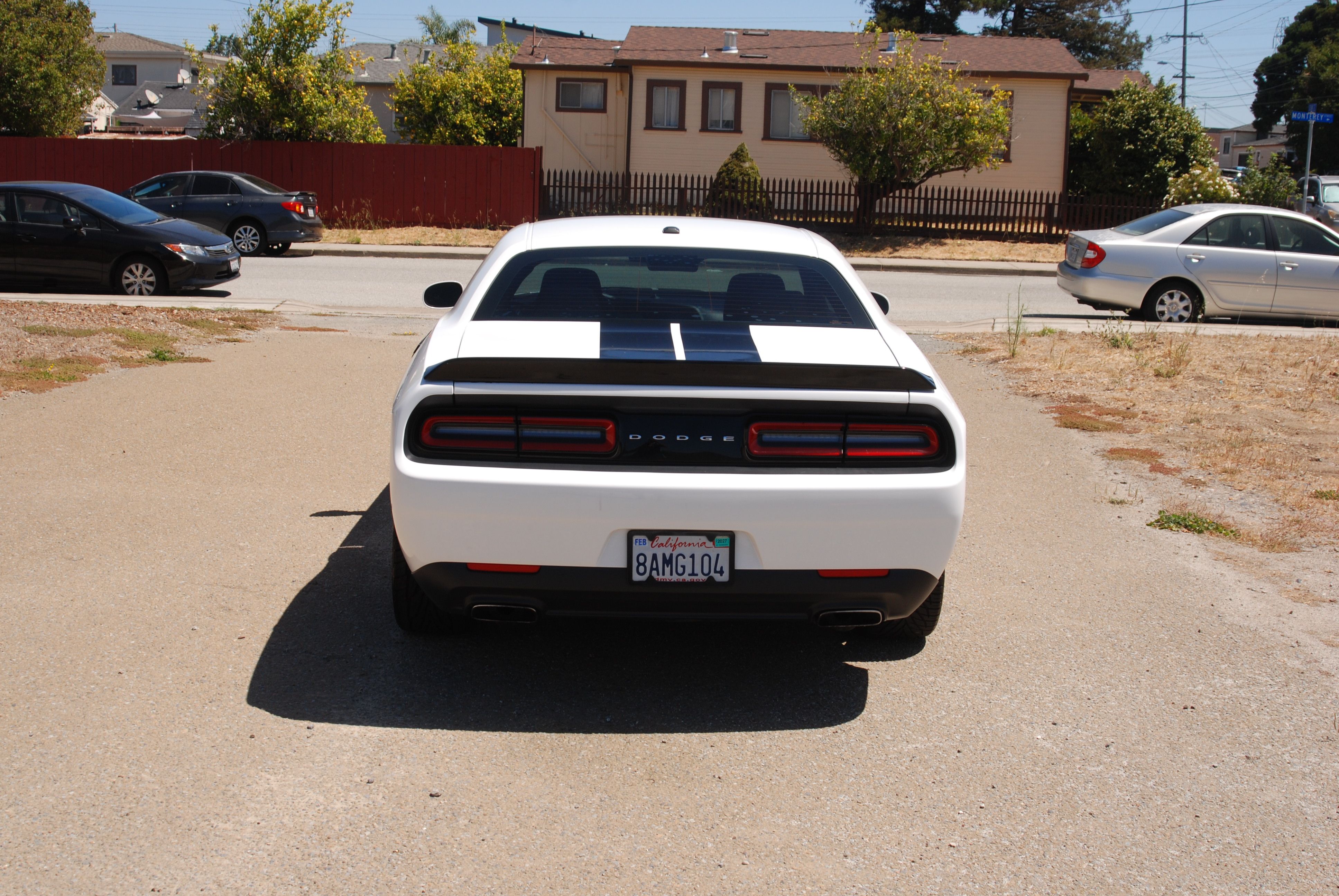 Used 2016 Dodge Challenger SXT RWD image 8