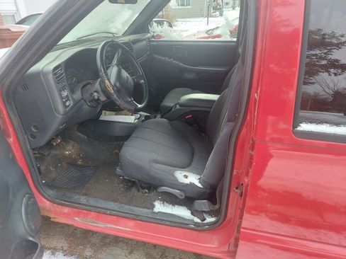 Used 2004 GMC Sonoma SLS w/ Preferred Equipment Group image 5