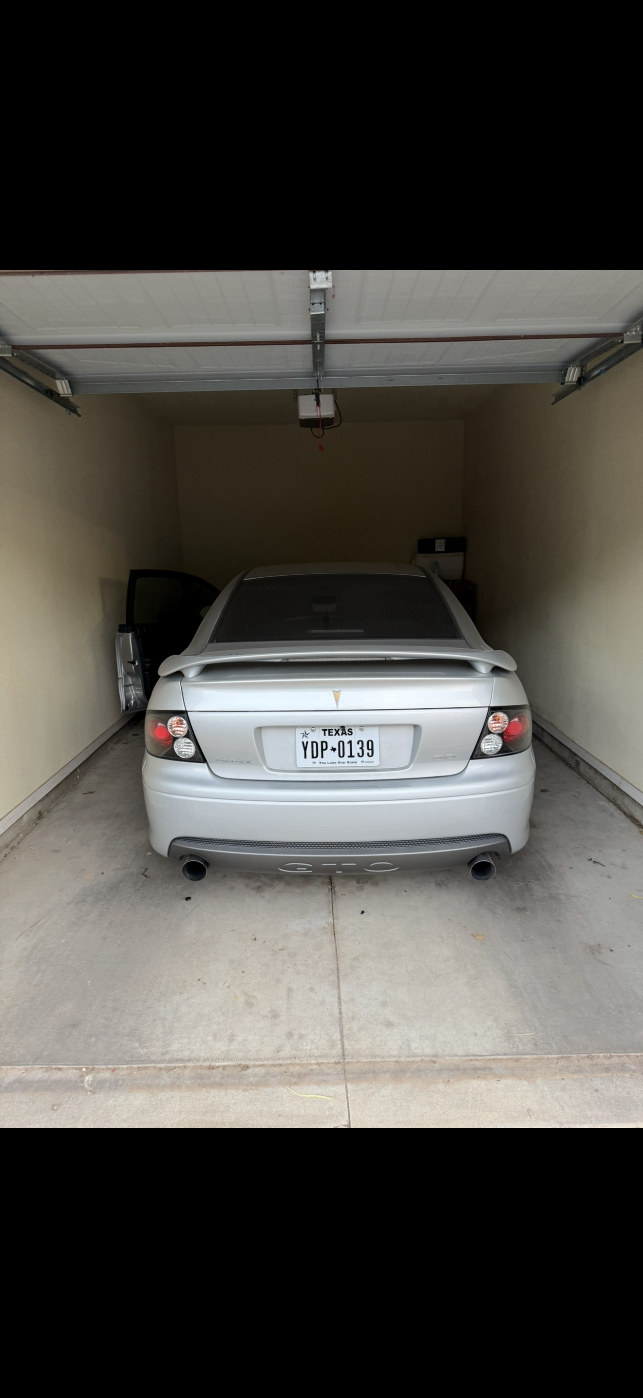 Used 2005 Pontiac GTO RWD image 1