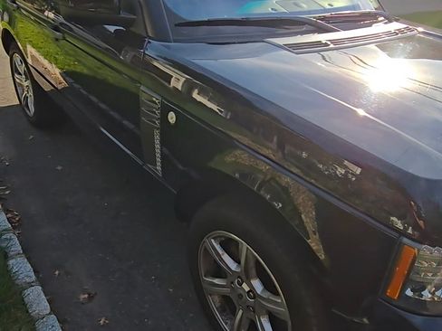 Used 2010 Land Rover Range Rover Autobiography image 2